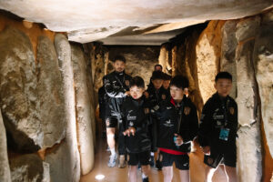 Imágenes de la visita de Dream Taiwán al Dolmen de Soto y al Muelle de las Carabelas 19 - Gañafote Cup